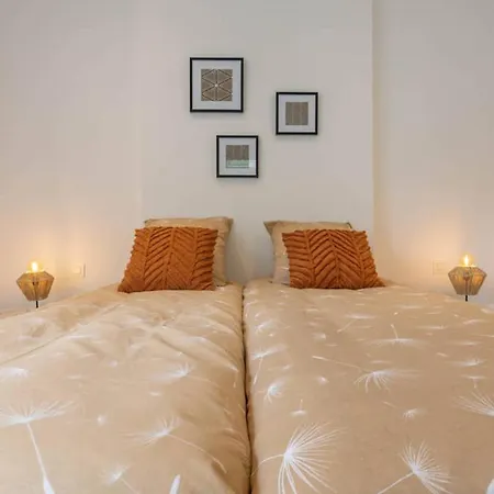 Spacious House In With Jacuzzi And Peaceful Garden Nyaraló Spa