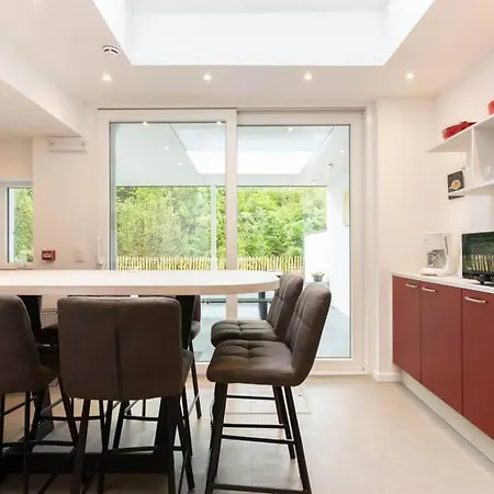 Spacious House In With Jacuzzi And Peaceful Garden * Spa